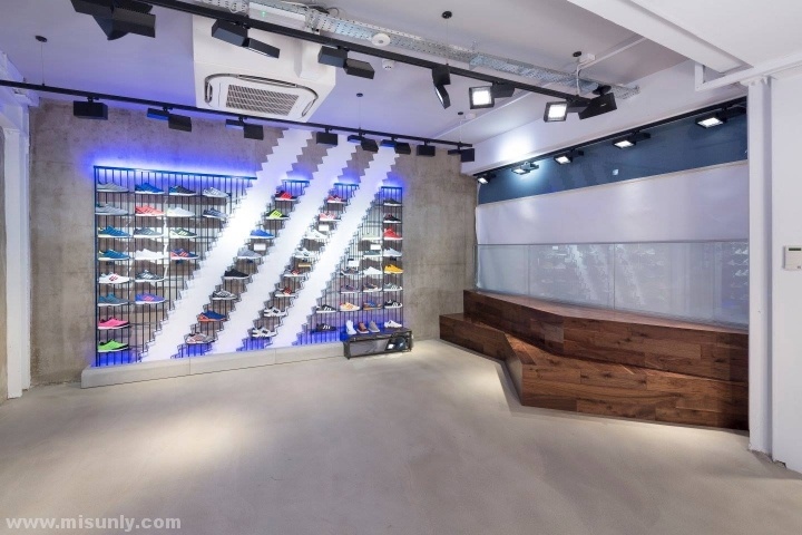 德国柏林阿迪达斯鞋类概念店设计