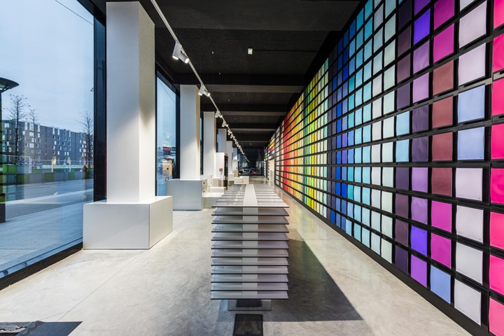 Antalis-showroom-fablab-by-IN-EDIT-architecture-Paris-France